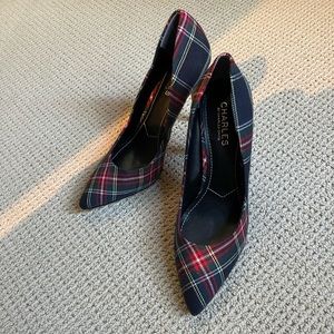 Size 9 plaid heels
